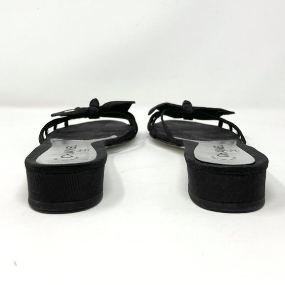 Chanel Black Grosgrain Bow Slide Sandals with Pearl Interlocking Logo  Size 39.5 - Picture 5 of 9
